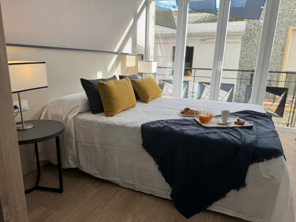 Apartamentos San Juan Suites バダホス エクステリア 写真