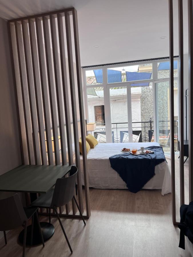Apartamentos San Juan Suites バダホス エクステリア 写真